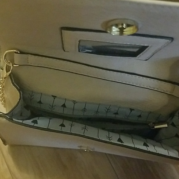 Small Purse - Picture 4 of 4